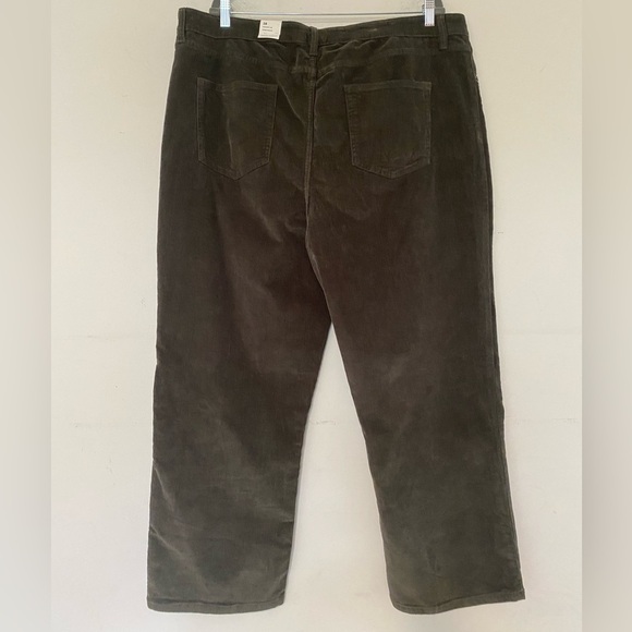 NWT Reitmans Corduroy Plus Sz 38 Super High Rise Straight Leg Olive Pants - Picture 5 of 12